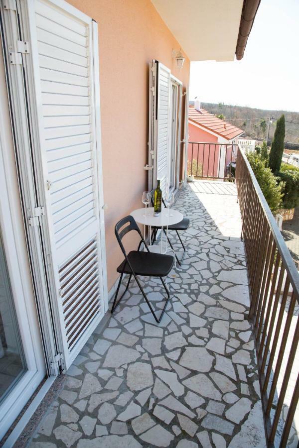 Ferienwohnung Apartman Matea Malinska Exterior foto